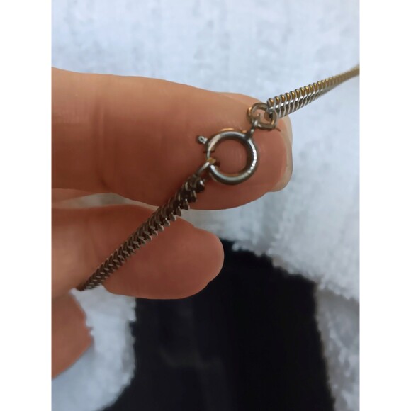 Vintage Avon Silvertone Cuban Chain Necklace 18 in - Picture 6 of 11